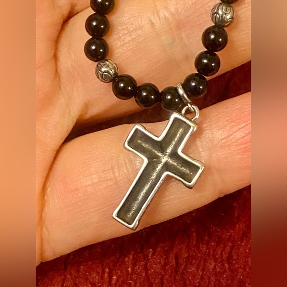 Black and 925 Sterling Silver Beaded Bracelet with Cross Pendant - Picture 6 of 7